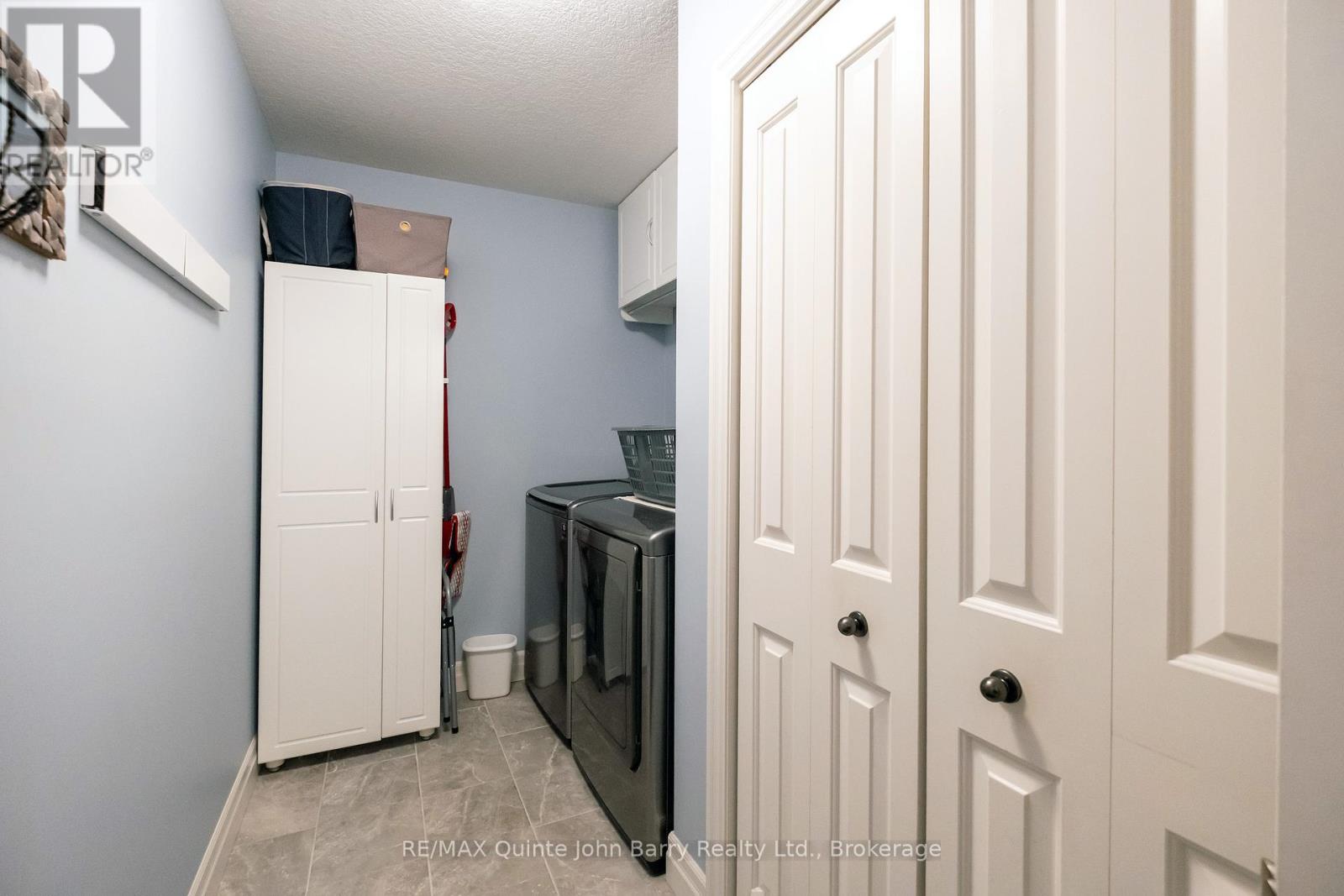 49 Mcintosh Crescent, Quinte West, Ontario  K8V 0G1 - Photo 15 - X13686596
