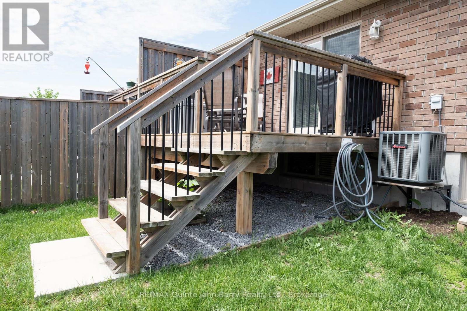 49 Mcintosh Crescent, Quinte West, Ontario  K8V 0G1 - Photo 30 - X13686596