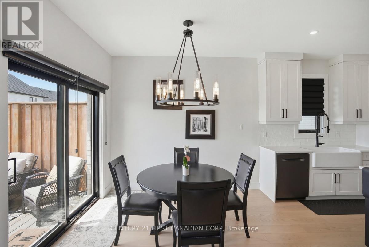 31 Briscoe Crescent, Strathroy-Caradoc, Ontario  N6H 0G3 - Photo 13 - X13686594