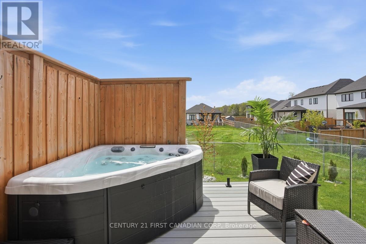 31 Briscoe Crescent, Strathroy-Caradoc, Ontario  N6H 0G3 - Photo 26 - X13686594