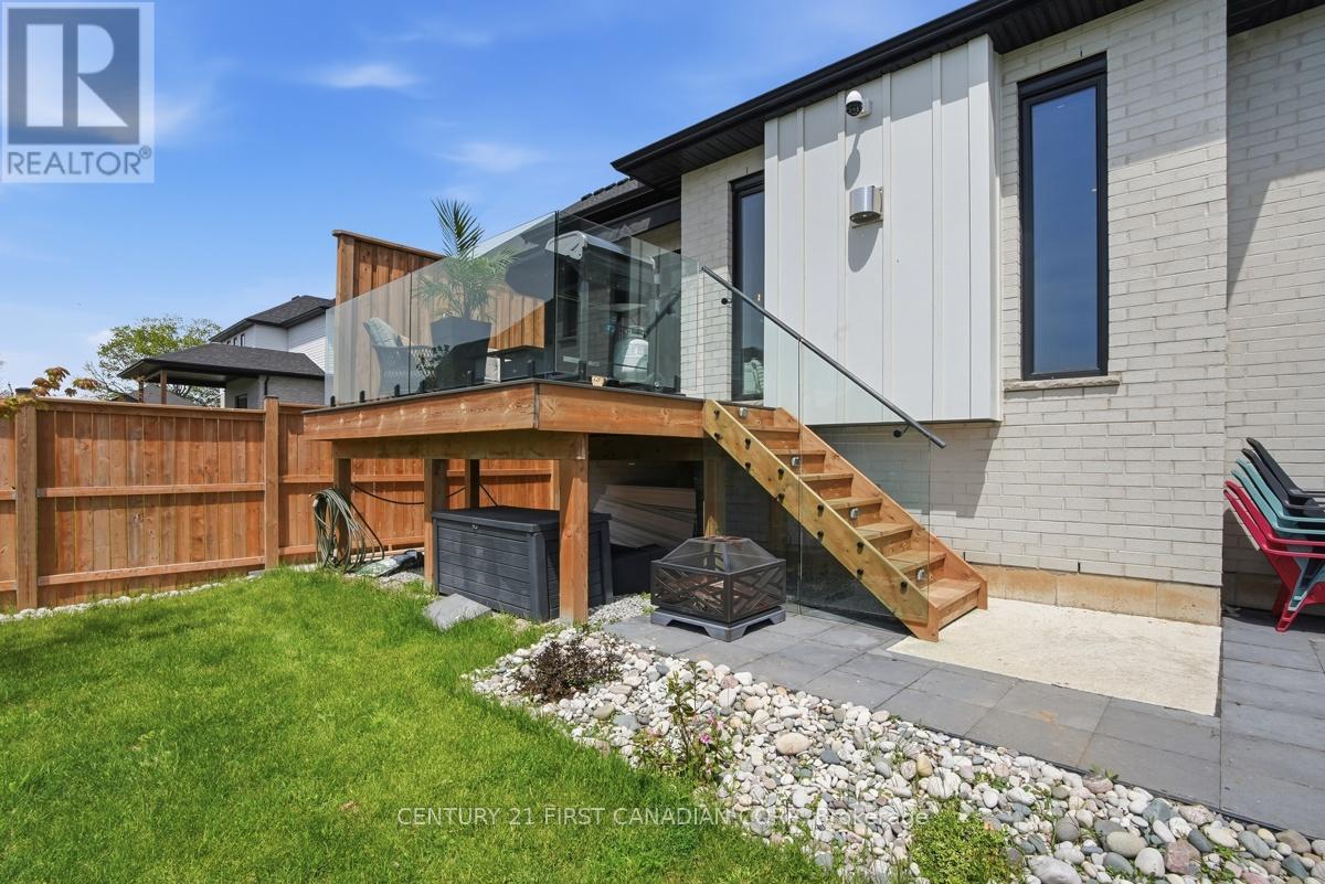 31 Briscoe Crescent, Strathroy-Caradoc, Ontario  N6H 0G3 - Photo 41 - X13686594
