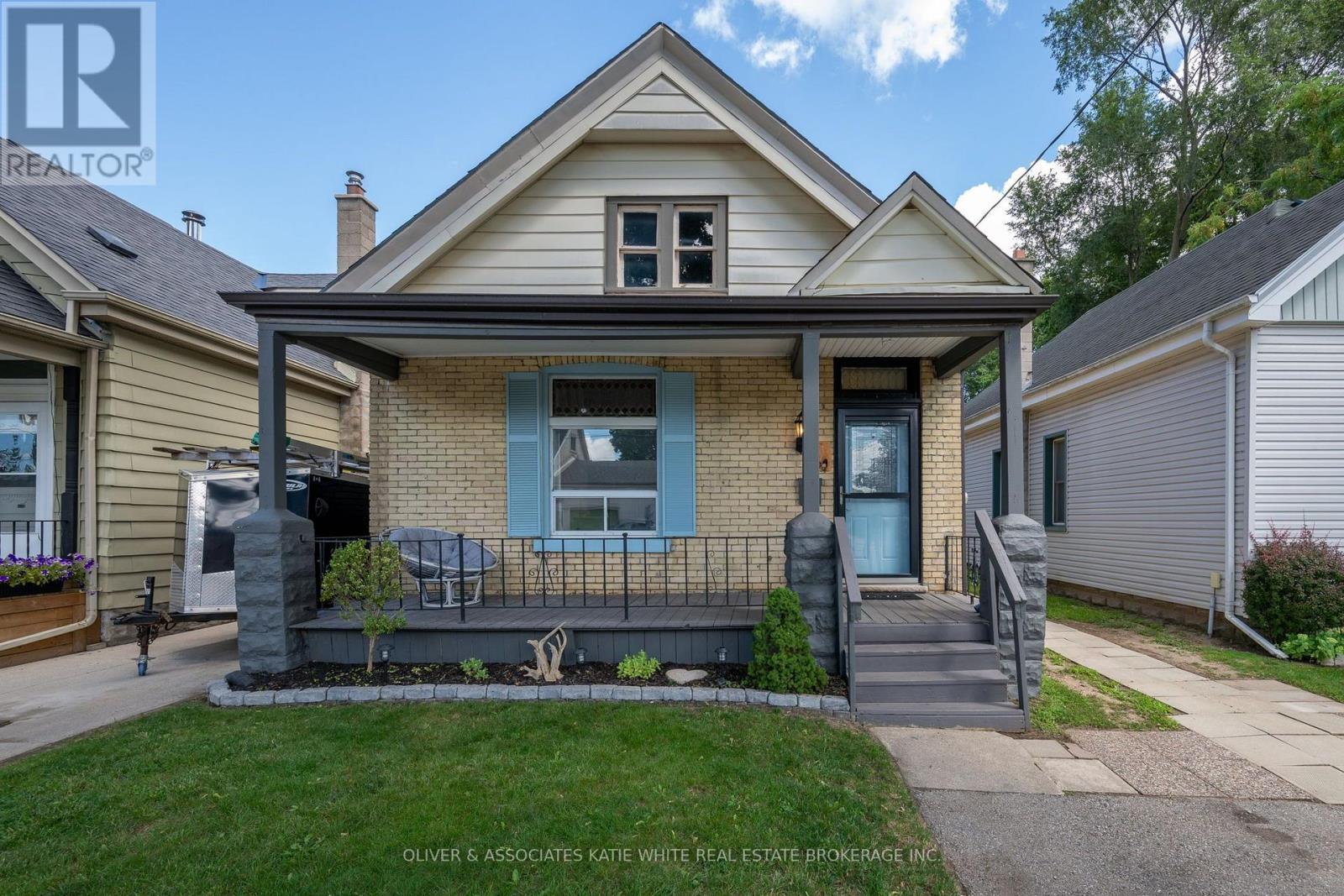 96 DREANEY AVENUE, London East, Ontario