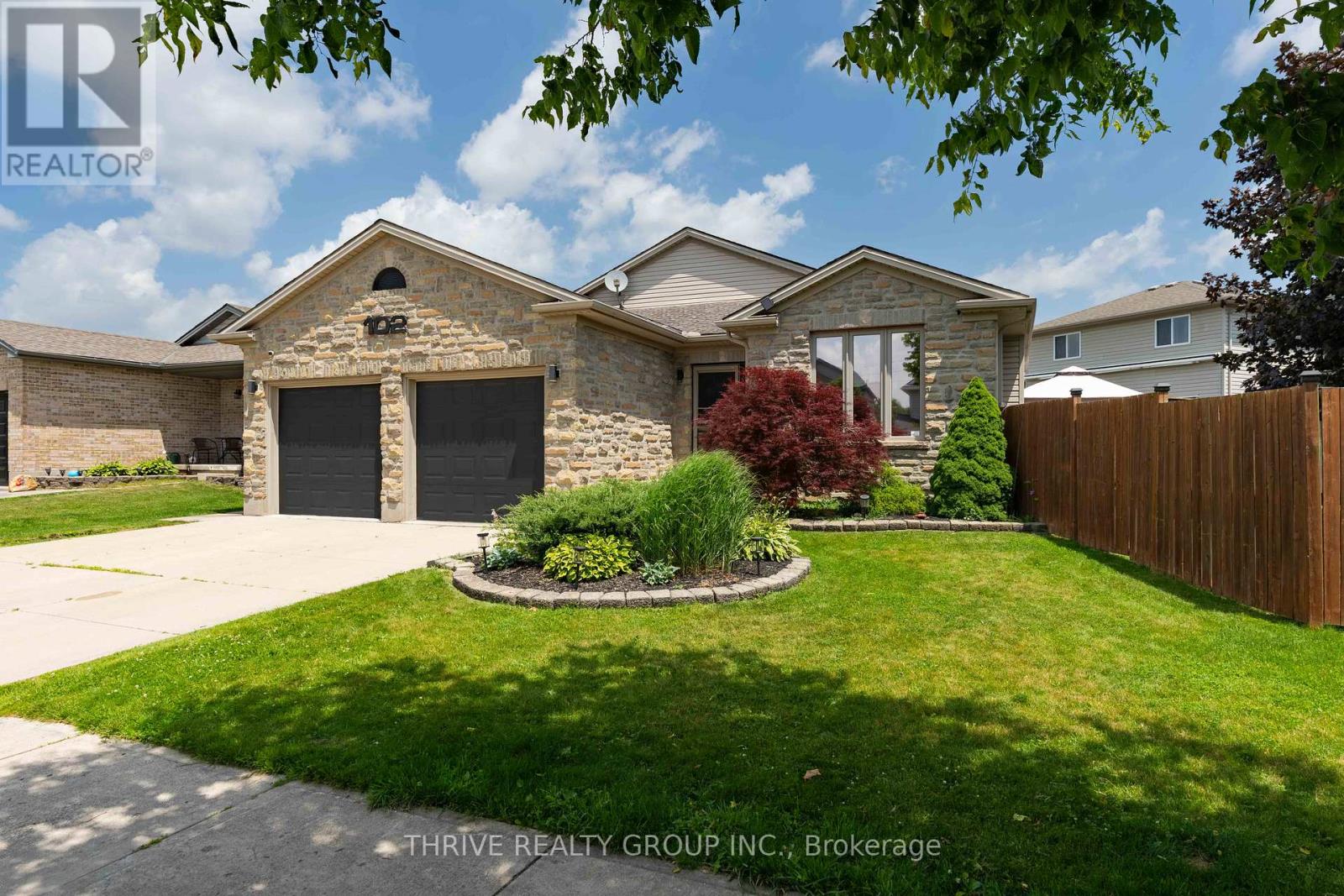 102 LOGGERS GROVE, London East, Ontario