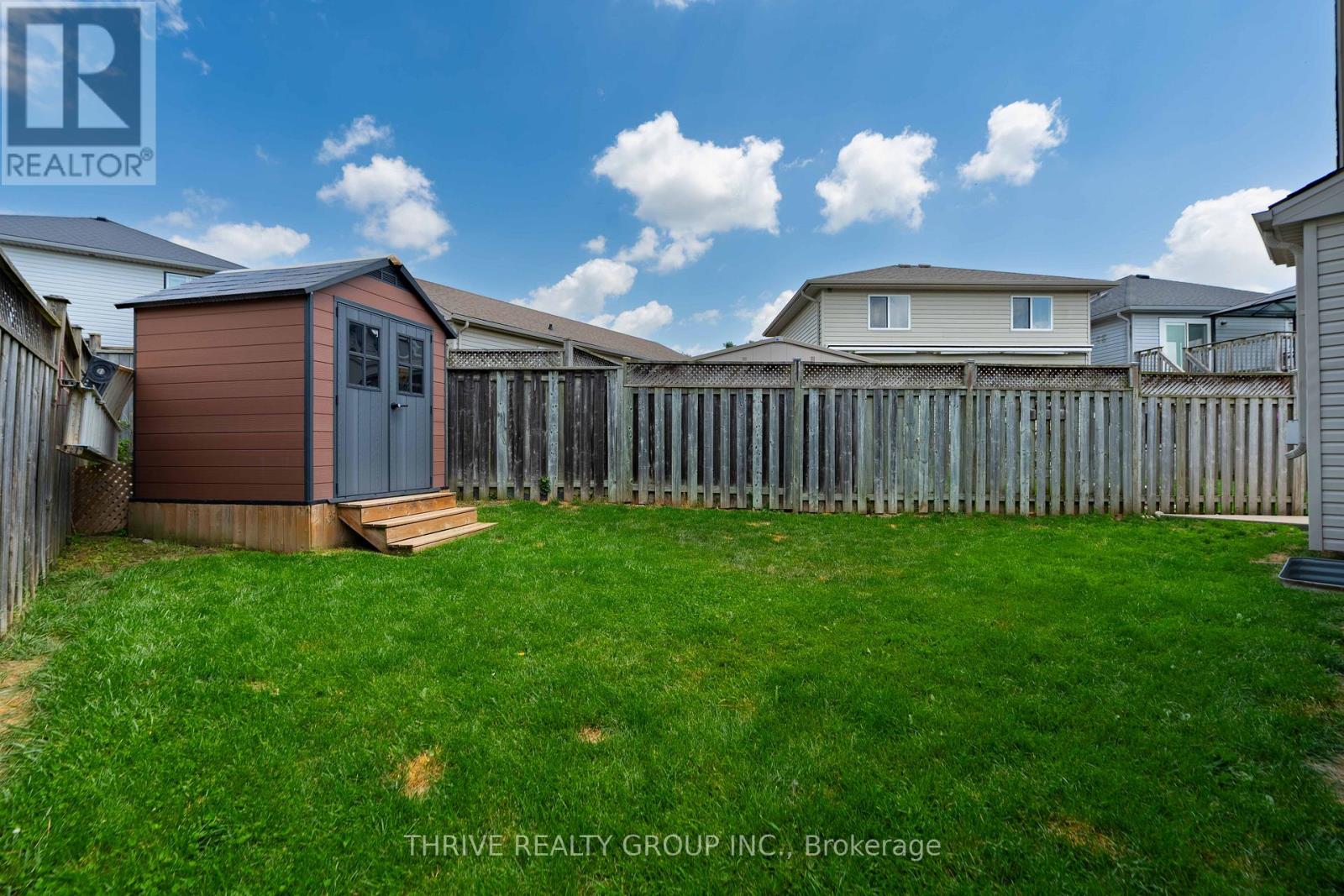 102 Loggers Grove, London East, Ontario  N6W 6G5 - Photo 36 - X13686634