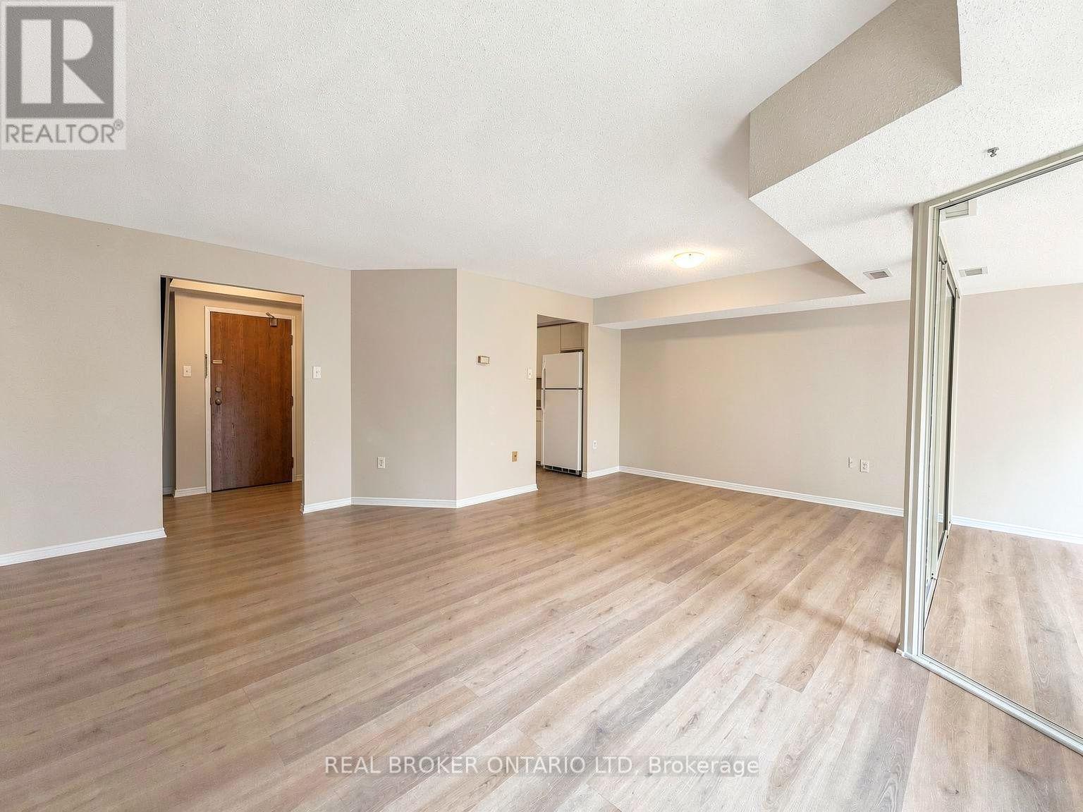 315 - 521 Riverside Drive, London North, Ontario  N6H 5E2 - Photo 3 - X13686720