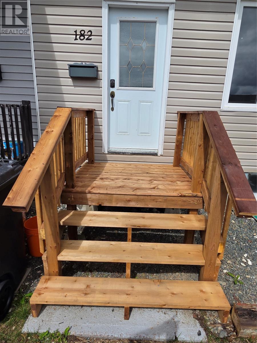 182 Farrell Drive, Mount Pearl — photo 2