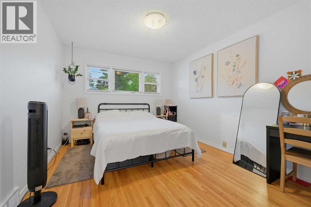 2404 & 2406 Richmond Road SW, Calgary, Alberta T2T 5E4 - Photo 31 - A2321953