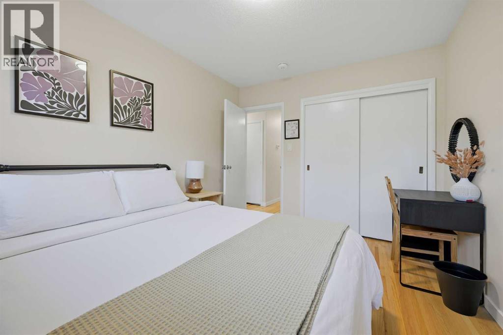 2404 & 2406 Richmond Road SW, Calgary, Alberta T2T 5E4 - Photo 21 - A2321953