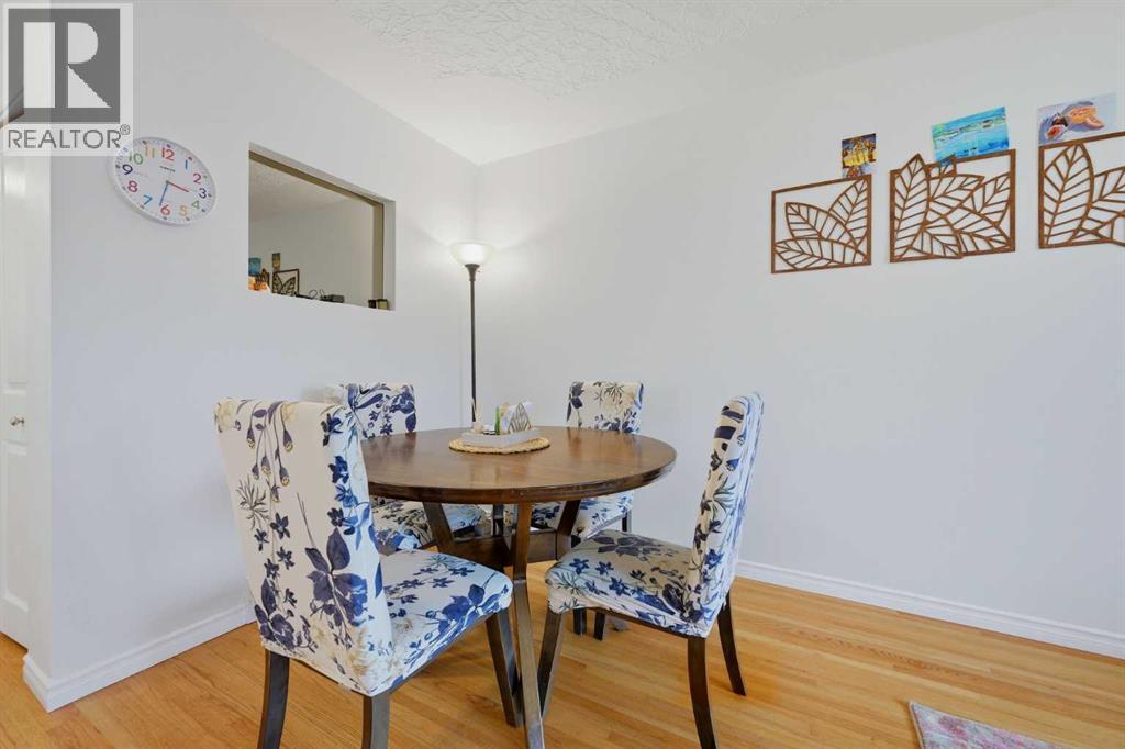 2404 & 2406 Richmond Road SW, Calgary, Alberta T2T 5E4 - Photo 27 - A2321953