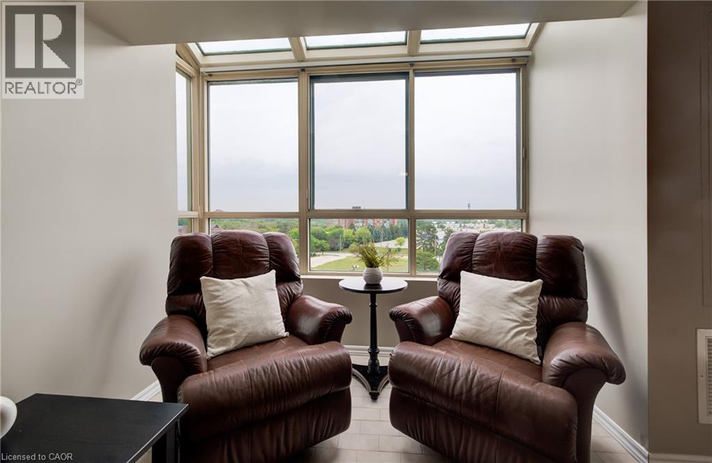 30 Blue Springs Drive Unit# Ph14, Waterloo, Ontario  N2J 4T2 - Photo 8 - 40851691
