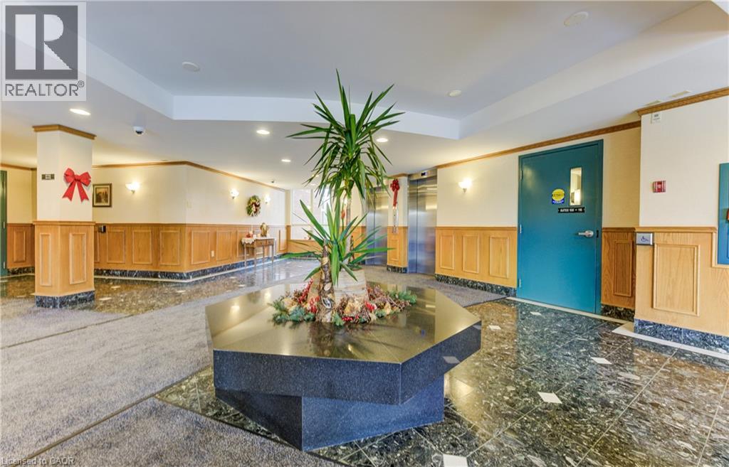 30 Blue Springs Drive Unit# Ph14, Waterloo, Ontario  N2J 4T2 - Photo 34 - 40851691