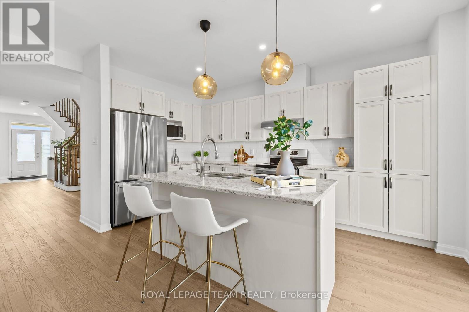 70 Ralph Erfle Way, Ottawa, Ontario  K2J 6V5 - Photo 10 - X13686654