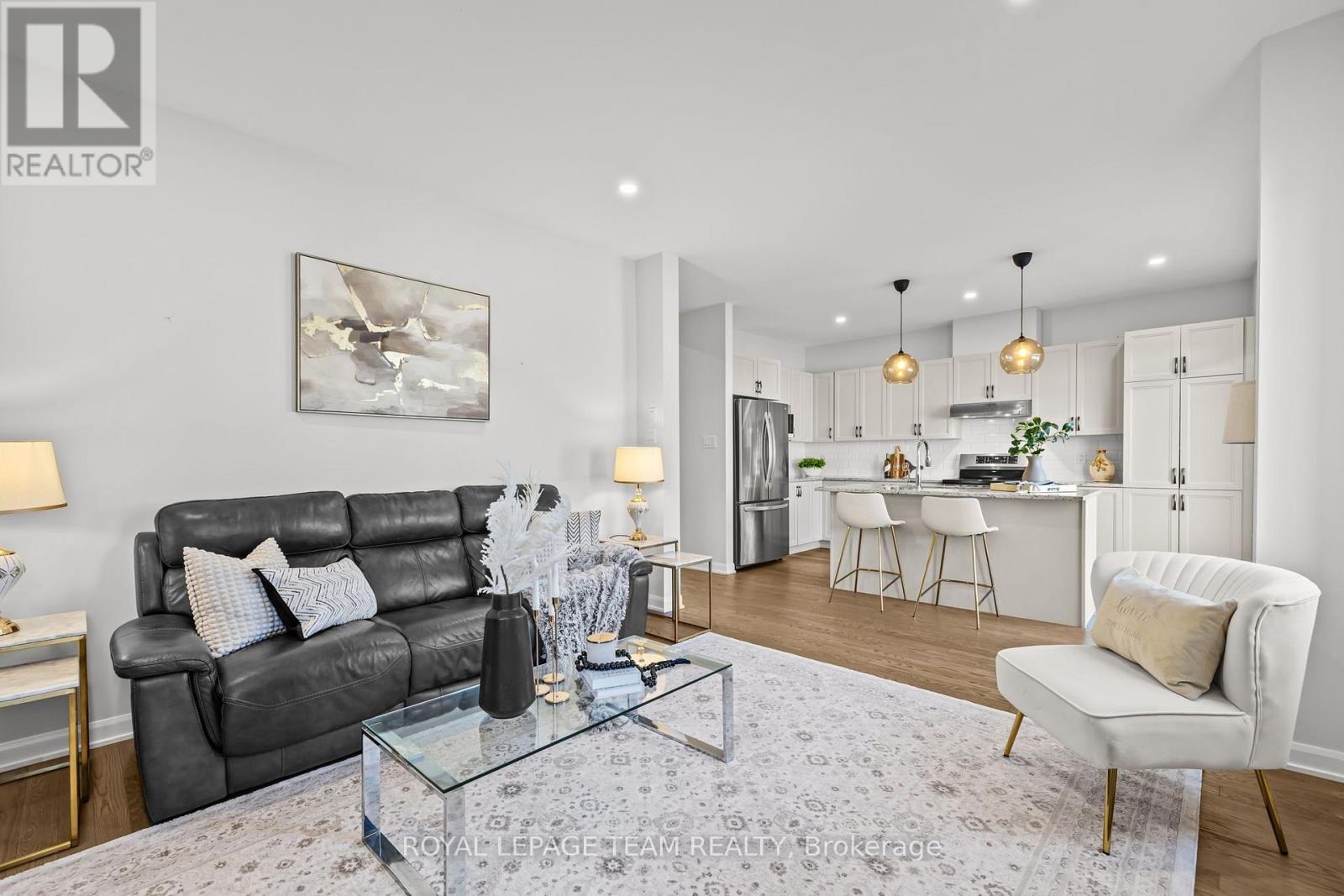 70 Ralph Erfle Way, Ottawa, Ontario  K2J 6V5 - Photo 6 - X13686654