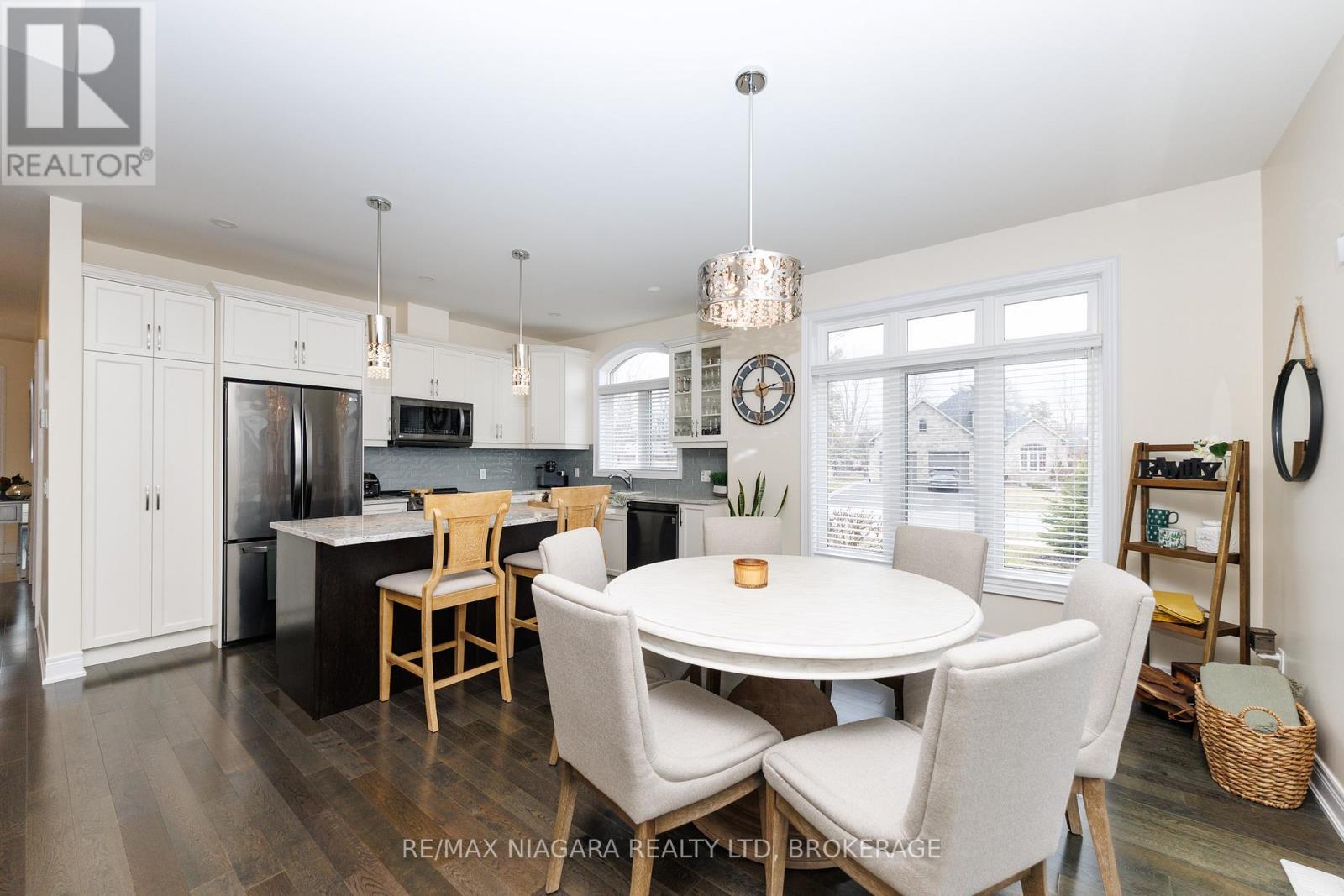 4049 Village Creek Drive, Fort Erie, Ontario  L0S 1S0 - Photo 8 - X13686610