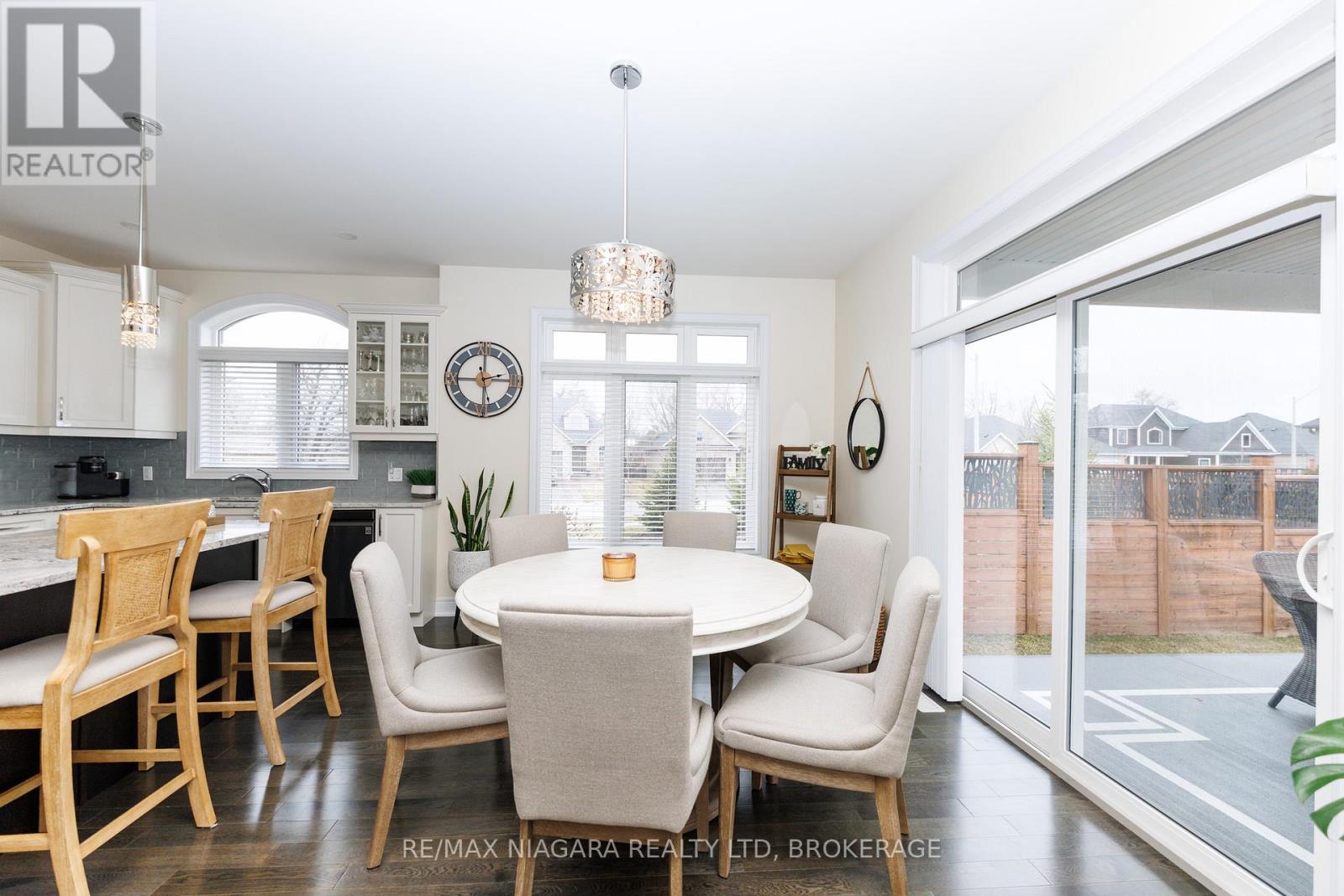 4049 Village Creek Drive, Fort Erie, Ontario  L0S 1S0 - Photo 9 - X13686610