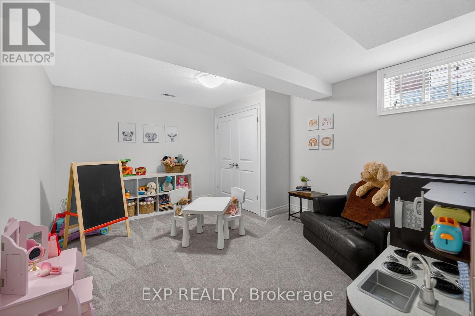 8736 Angie Drive, Niagara Falls, Ontario  L2H 0H9 - Photo 39 - X13686642