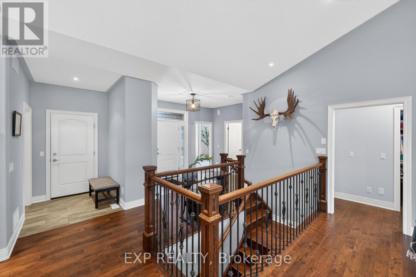 8736 Angie Drive, Niagara Falls, Ontario  L2H 0H9 - Photo 6 - X13686642