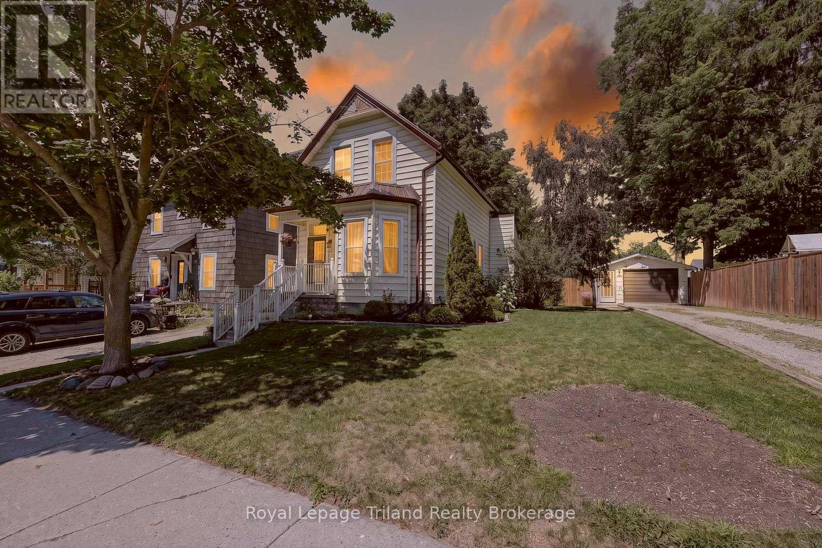 257 Hunter Street