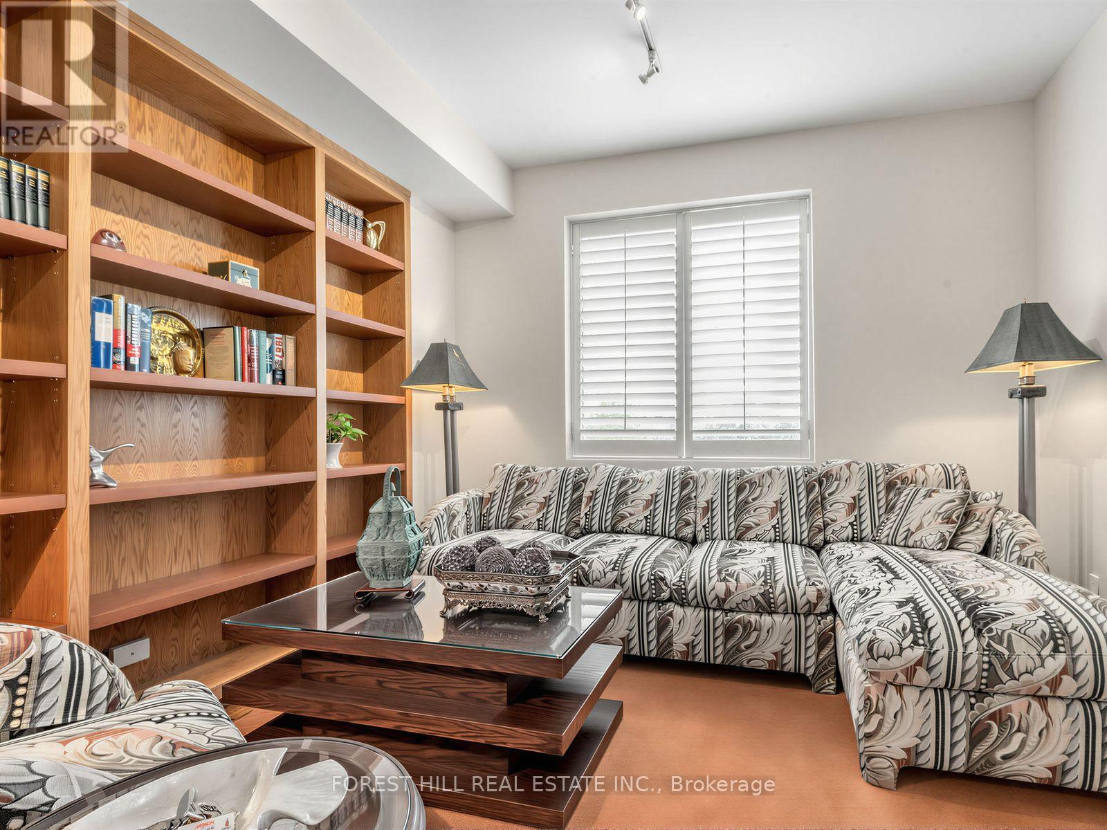 501 - 407 Walmer Road, Toronto, Ontario  M5R 3N2 - Photo 17 - C13686648