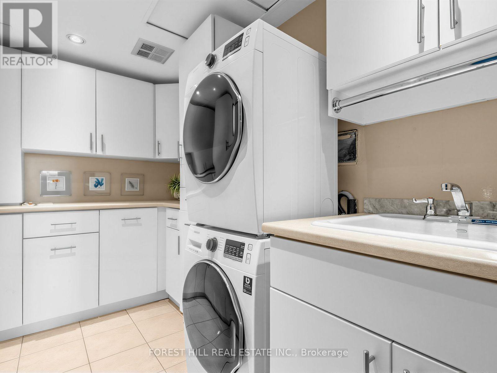 501 - 407 Walmer Road, Toronto, Ontario  M5R 3N2 - Photo 18 - C13686648