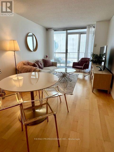 607 - 18 STAFFORD STREET, Toronto, Ontario