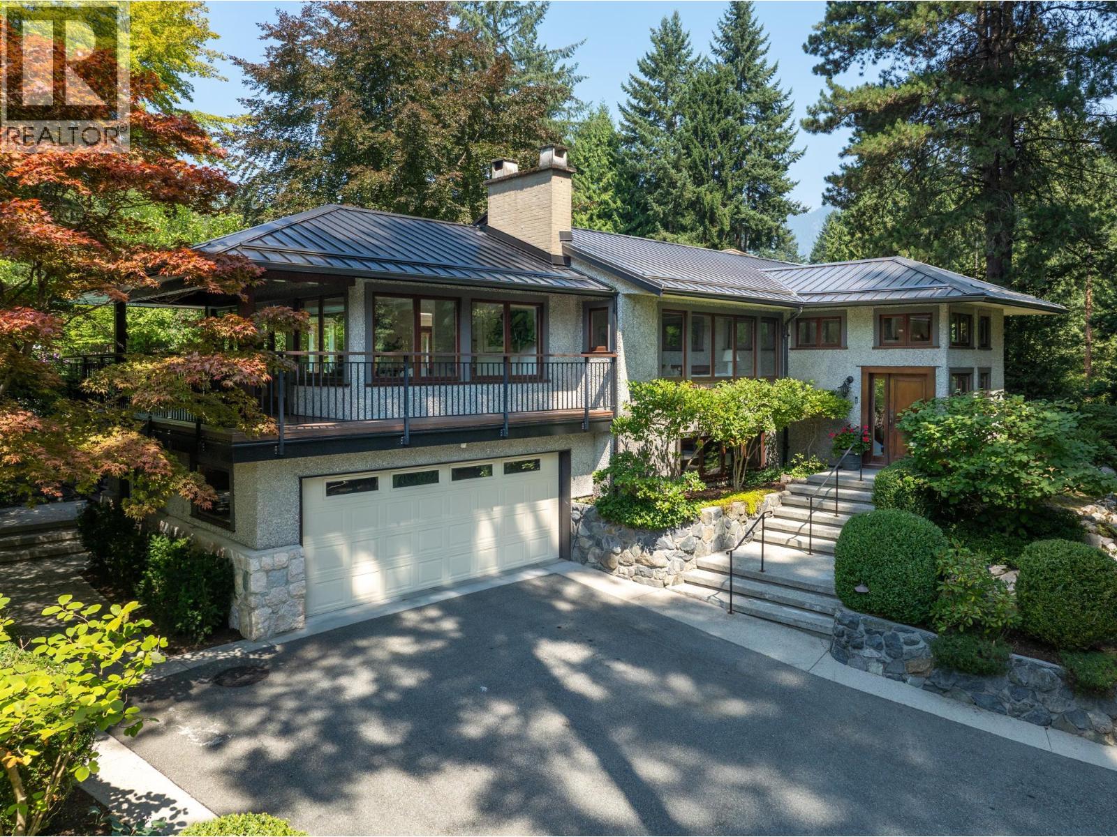 431 SOUTHBOROUGH DRIVE, West Vancouver, British Columbia