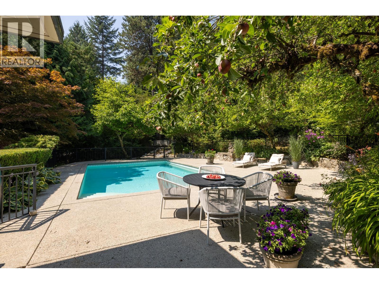 431 Southborough Drive, West Vancouver, British Columbia  V7S 1M3 - Photo 27 - R3156657