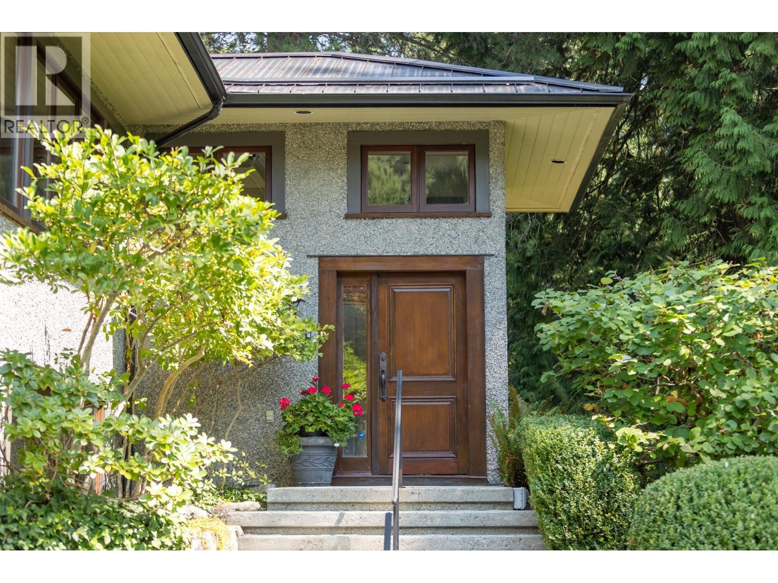 431 Southborough Drive, West Vancouver, British Columbia  V7S 1M3 - Photo 3 - R3156657