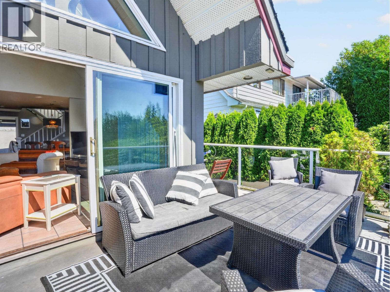 1128 Esplanade Avenue, West Vancouver, British Columbia  V7T 1G3 - Photo 12 - R3156667