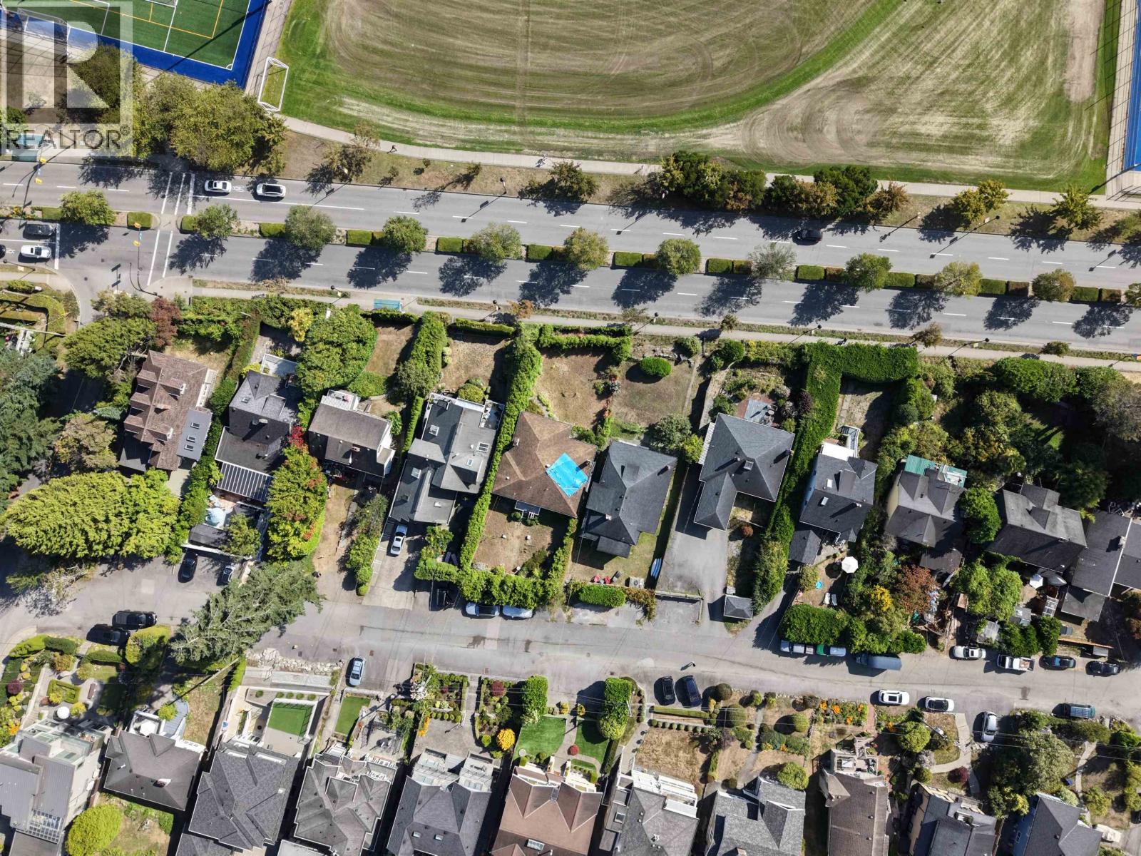 1128 Esplanade Avenue, West Vancouver, British Columbia  V7T 1G3 - Photo 37 - R3156667