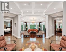 MINTO CRESCENT, Vancouver, British Columbia
