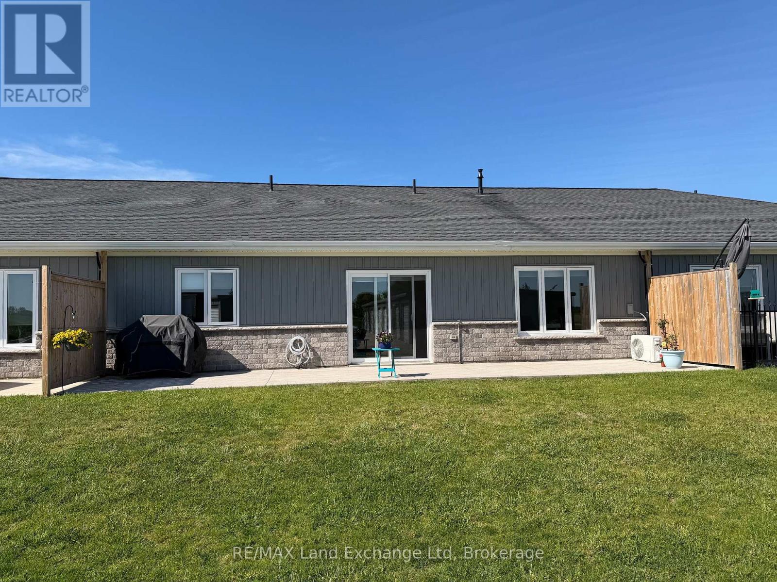 2 - 206 Rutledge Street, North Huron, Ontario  N0M 1H0 - Photo 9 - X13686678