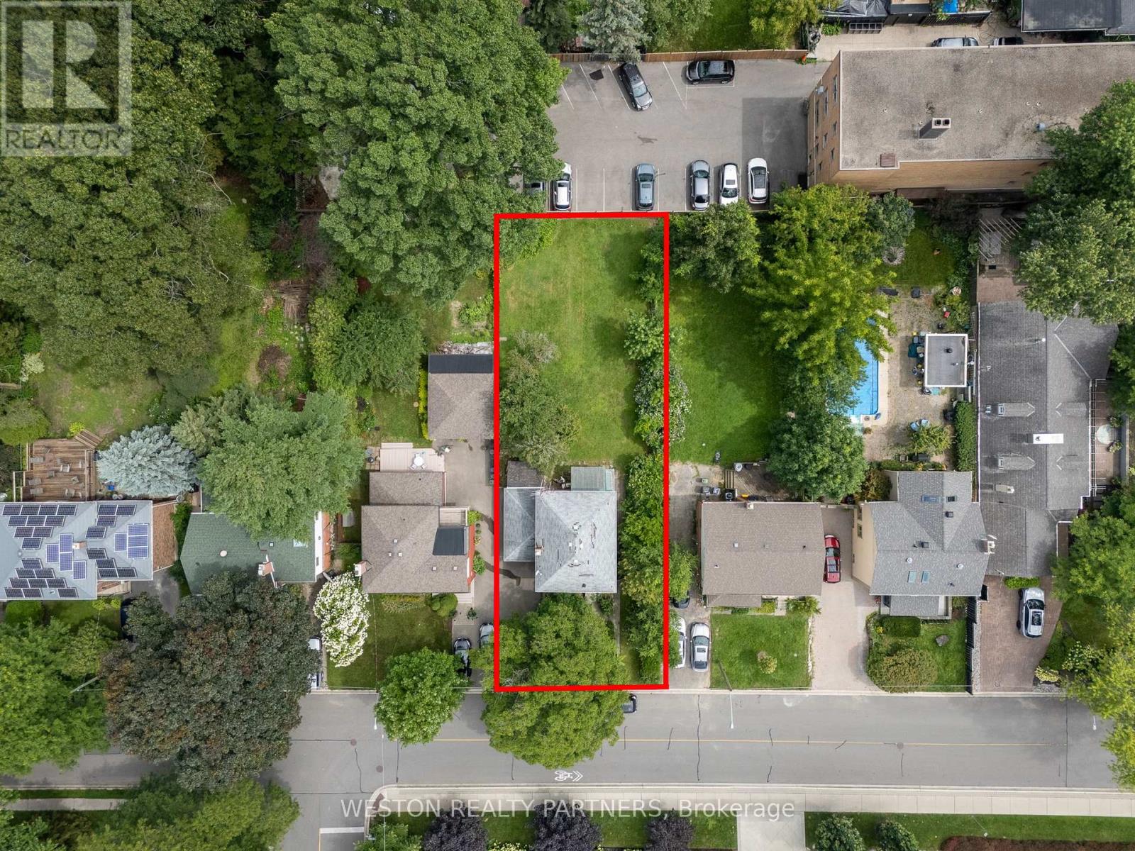 11 Thirty-Sixth Street, Toronto, Ontario M8W 3K8 - Photo 2 - W13686588