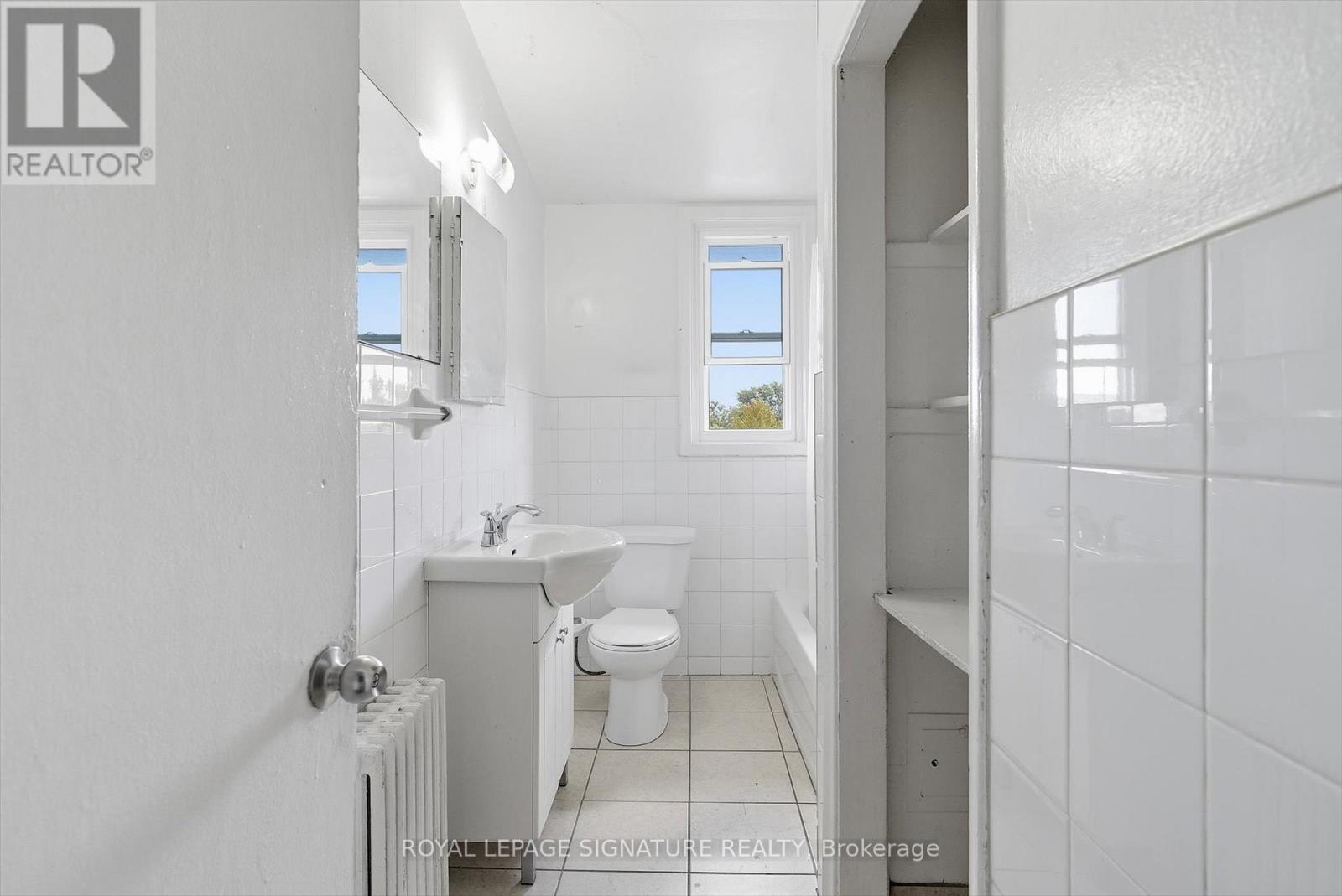 301 - 49 Cuffley Crescent S, Toronto, Ontario  M3K 1X4 - Photo 18 - W13686650
