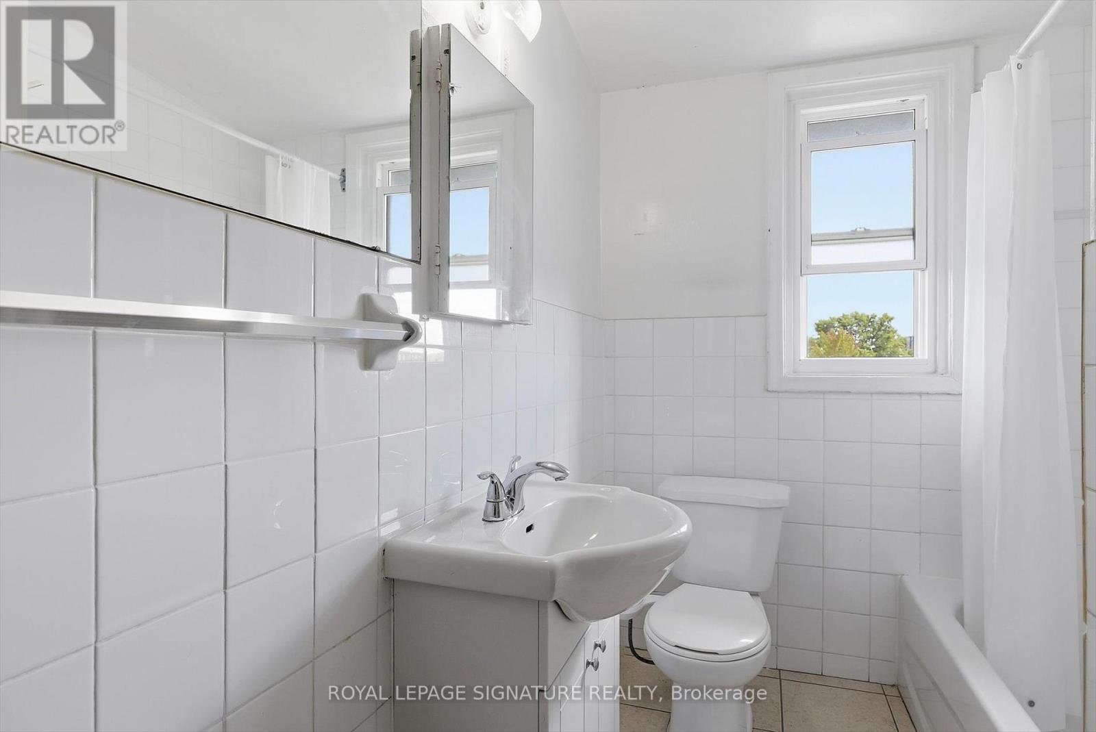 301 - 49 Cuffley Crescent S, Toronto, Ontario  M3K 1X4 - Photo 19 - W13686650