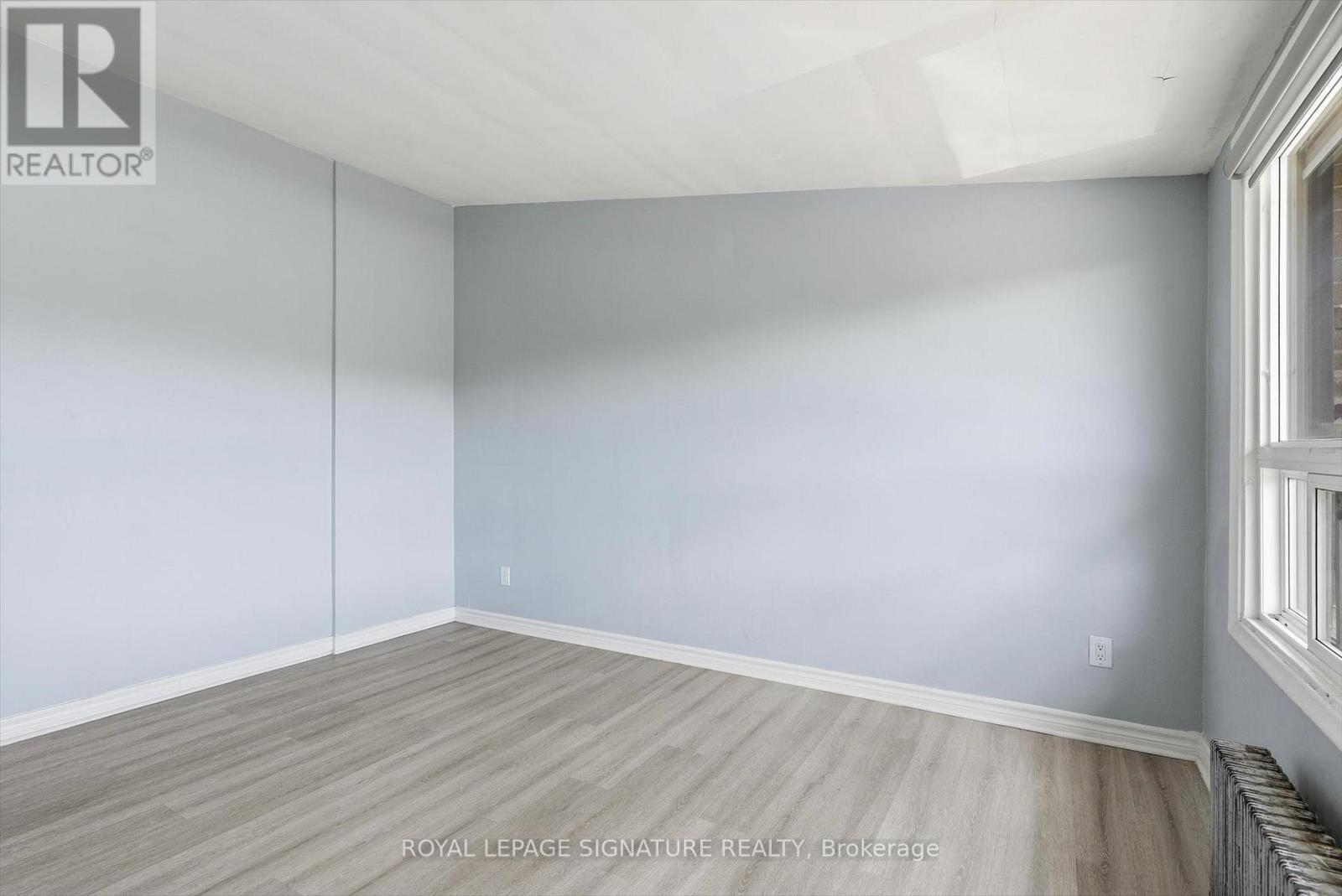 301 - 49 Cuffley Crescent S, Toronto, Ontario  M3K 1X4 - Photo 7 - W13686650