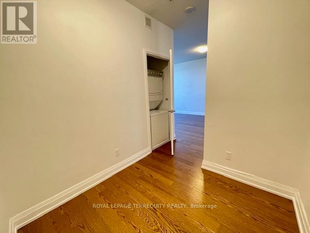323 - 65 Speers Road, Oakville, Ontario  L6K 0J1 - Photo 12 - W13686714
