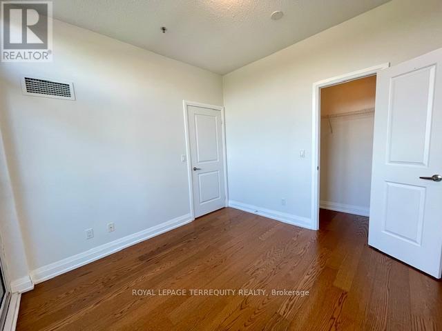 323 - 65 Speers Road, Oakville, Ontario  L6K 0J1 - Photo 17 - W13686714