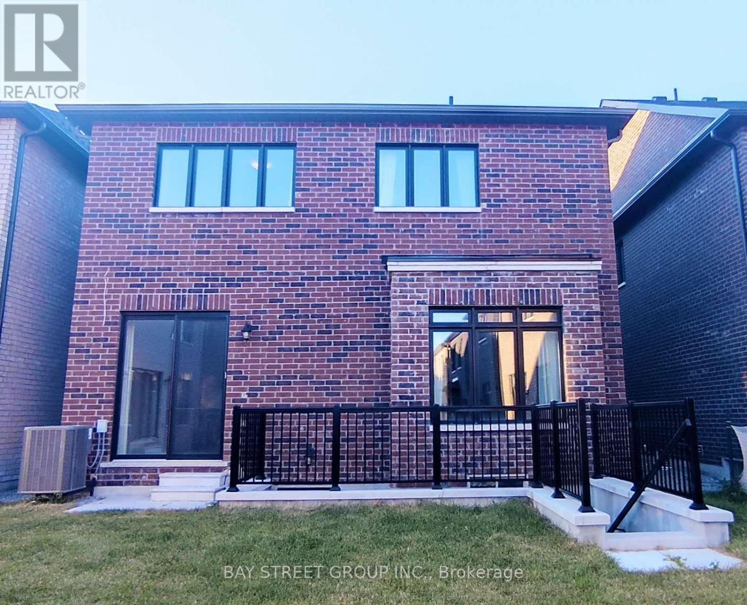 1063 Pisces Trail, Pickering, Ontario  L1X 0P7 - Photo 22 - E13680872