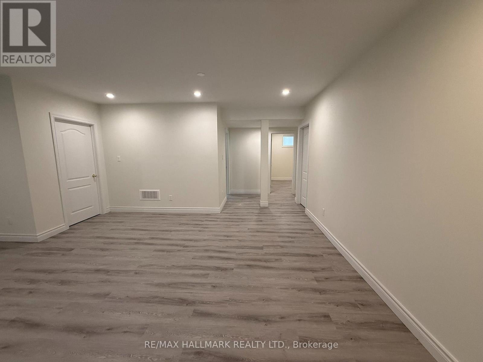 43 Oak Avenue, Richmond Hill, Ontario  L4C 6R5 - Photo 8 - N13600684