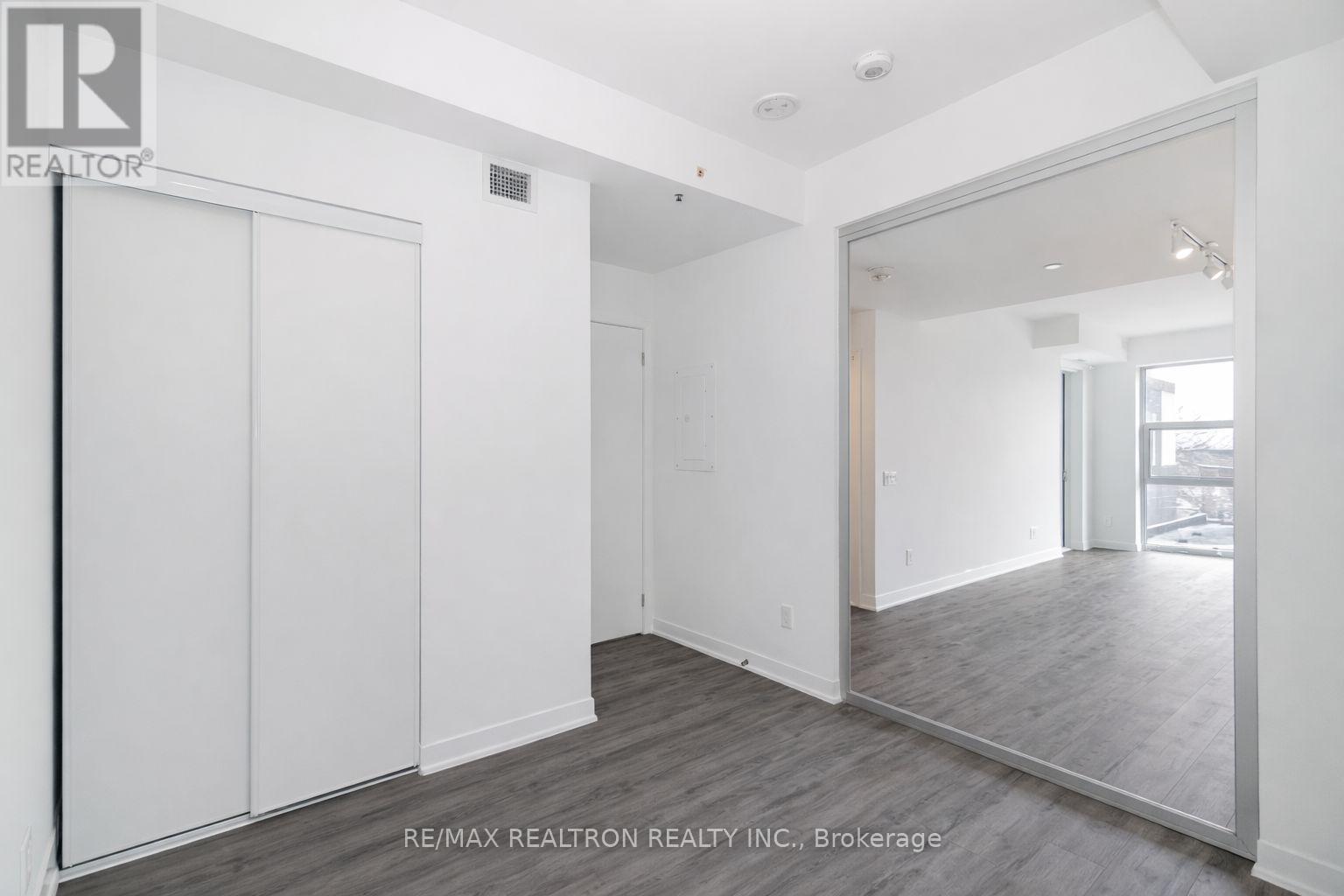 418 - 1787 St Clair Avenue, Toronto, Ontario  M6N 1J6 - Photo 11 - W13502952