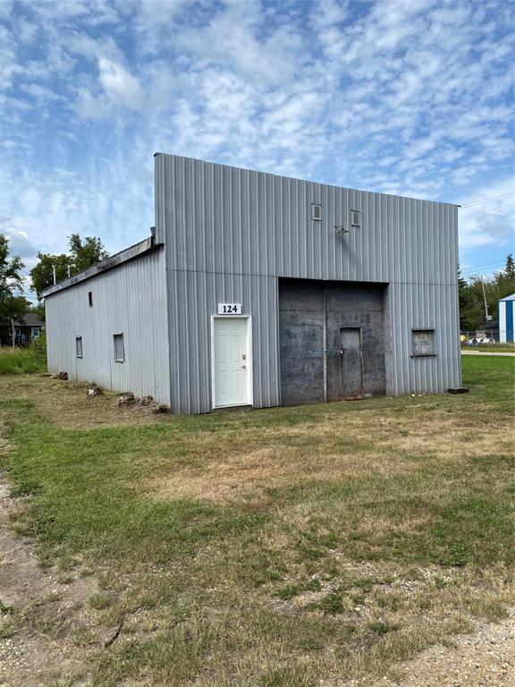 124 3rd Avenue N, Swan River, Manitoba  R0L 1Z0 - Photo 3 - 202611393