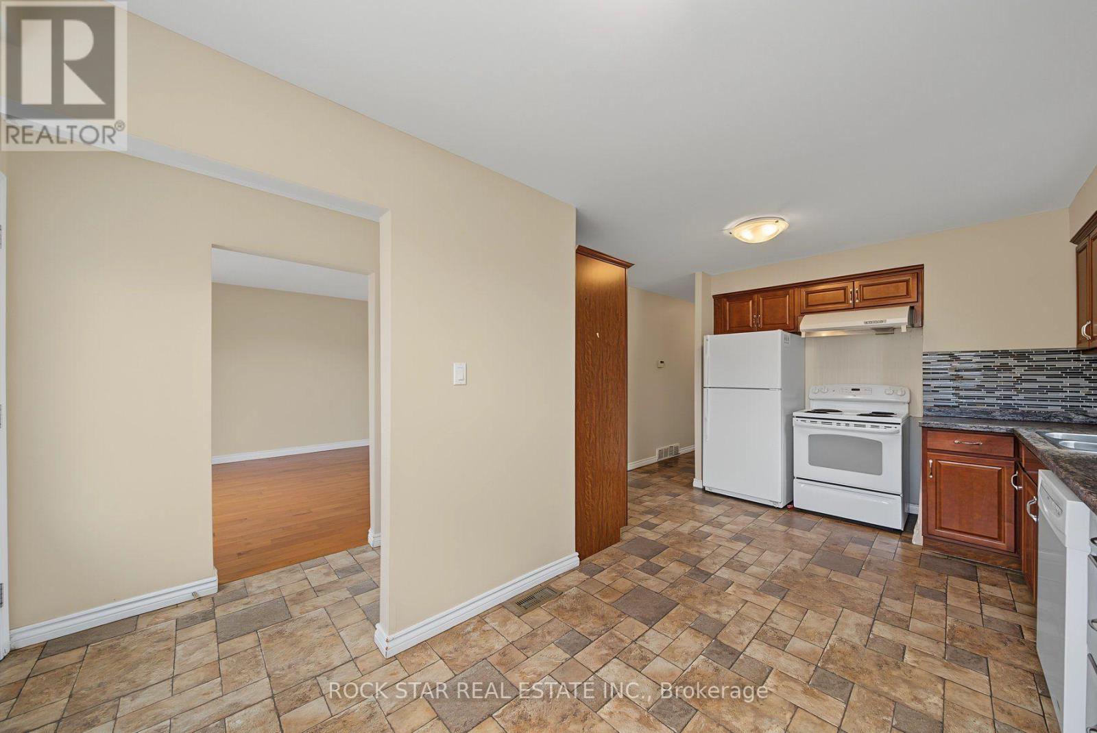 Main - 59 Aterno Drive, Hamilton, Ontario  L9C 5S4 - Photo 7 - X13686624