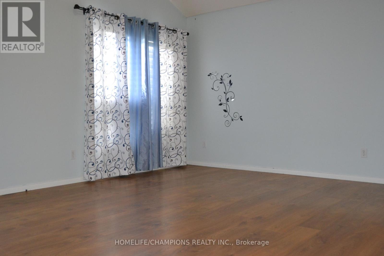 132 Henhoeffer Crescent, Kitchener, Ontario  N2E 4H3 - Photo 17 - X13686706