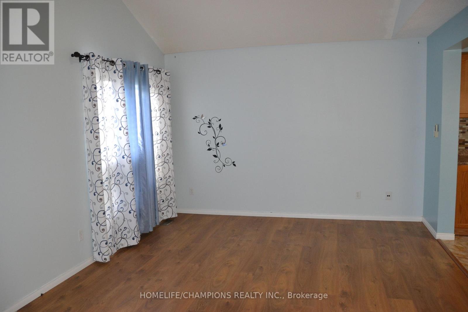 132 Henhoeffer Crescent, Kitchener, Ontario  N2E 4H3 - Photo 18 - X13686706