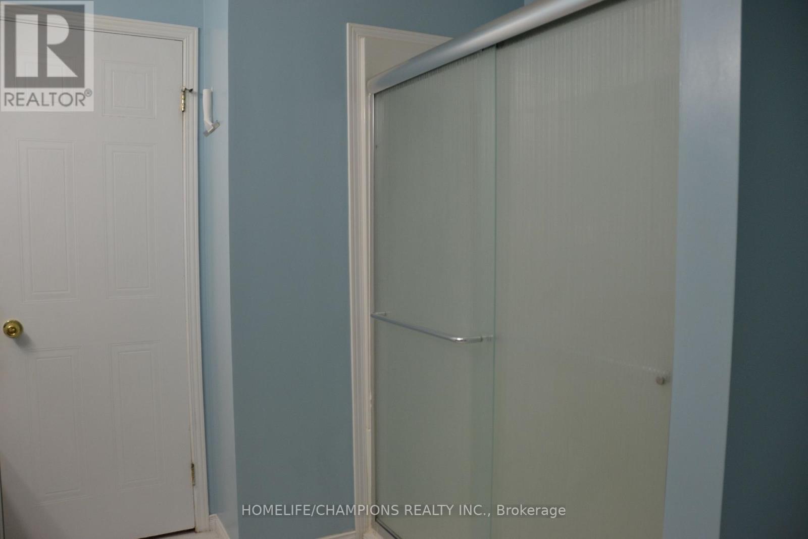 132 Henhoeffer Crescent, Kitchener, Ontario  N2E 4H3 - Photo 24 - X13686706