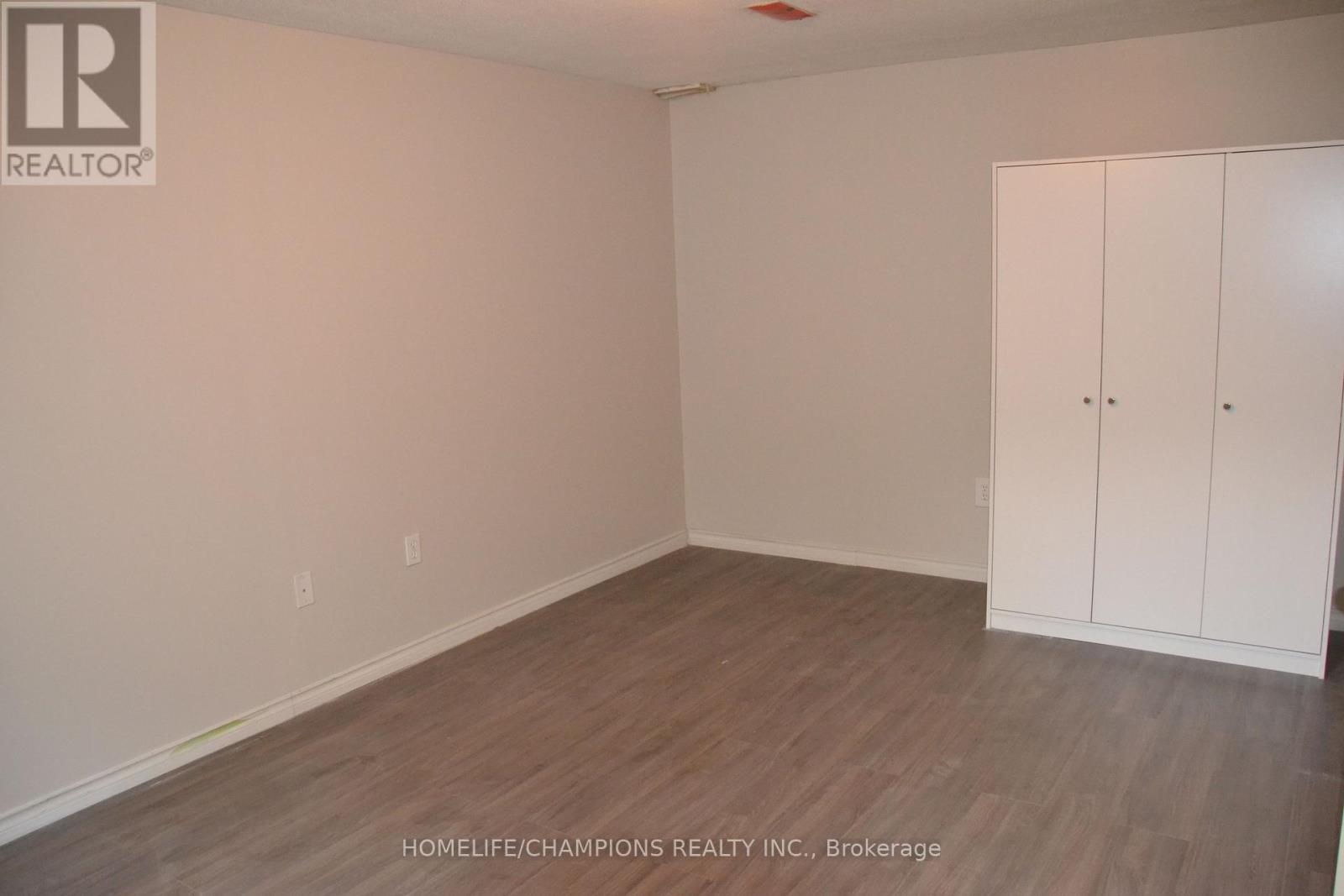 132 Henhoeffer Crescent, Kitchener, Ontario  N2E 4H3 - Photo 30 - X13686706