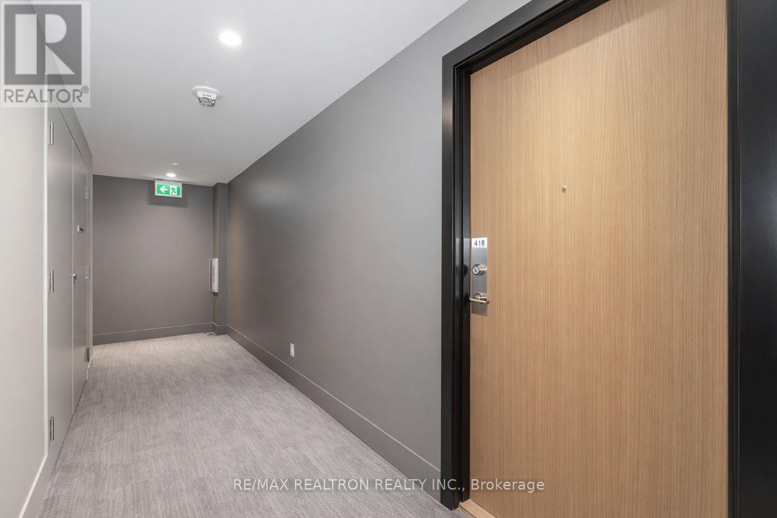 418 - 1787 St Clair Avenue, Toronto, Ontario  M6N 1J6 - Photo 4 - W13502952