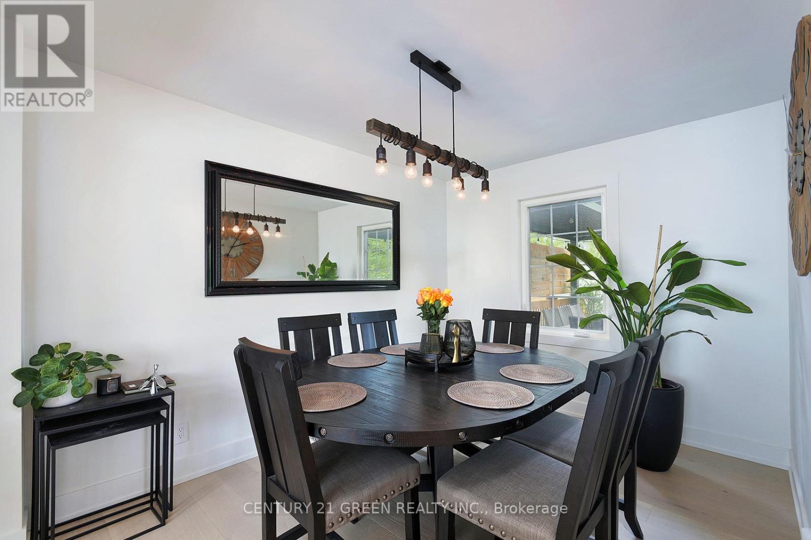 32 Castlebar Road, Toronto, Ontario  M8Z 2J5 - Photo 20 - W13628584