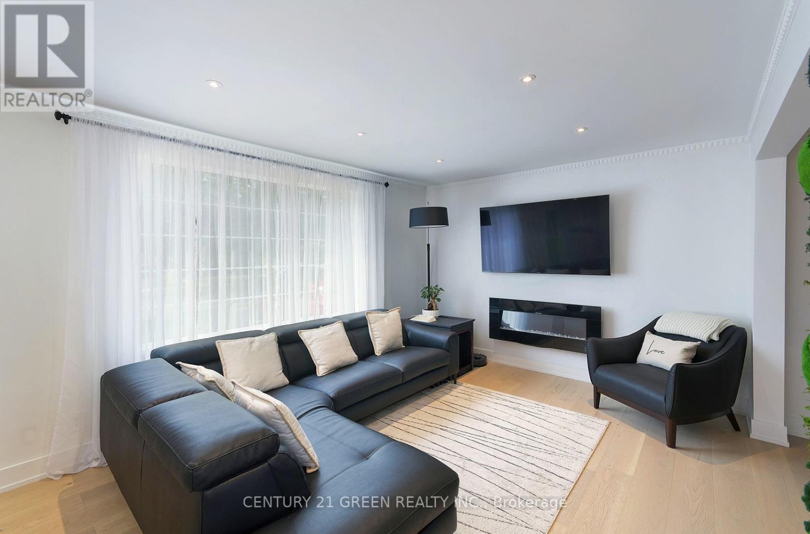 32 Castlebar Road, Toronto, Ontario  M8Z 2J5 - Photo 18 - W13628584